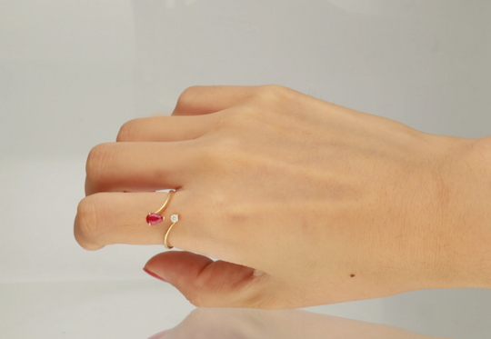 a gold pear cute ruby ring 