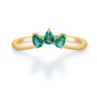 3 Things You Need To Know About Emerald Engagement Rings