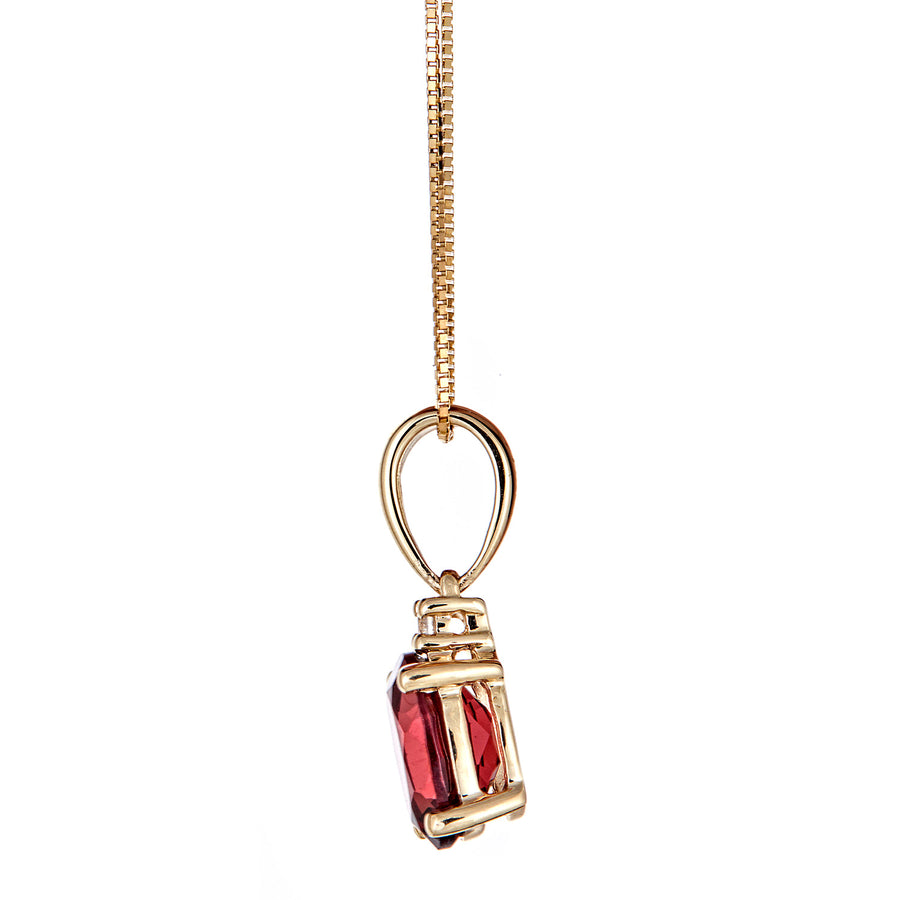 Evelyn 10K Yellow Gold Oval-Cut Garnet Pendant