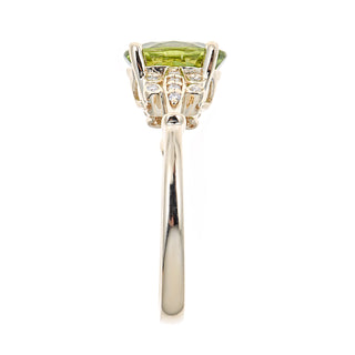 Alayah 10K Yellow Gold Oval-Cut Manchurian Peridot Ring