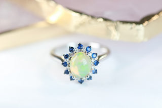 Vinty 10K White Gold Oval-Cut  Ethiopian Opal Ring