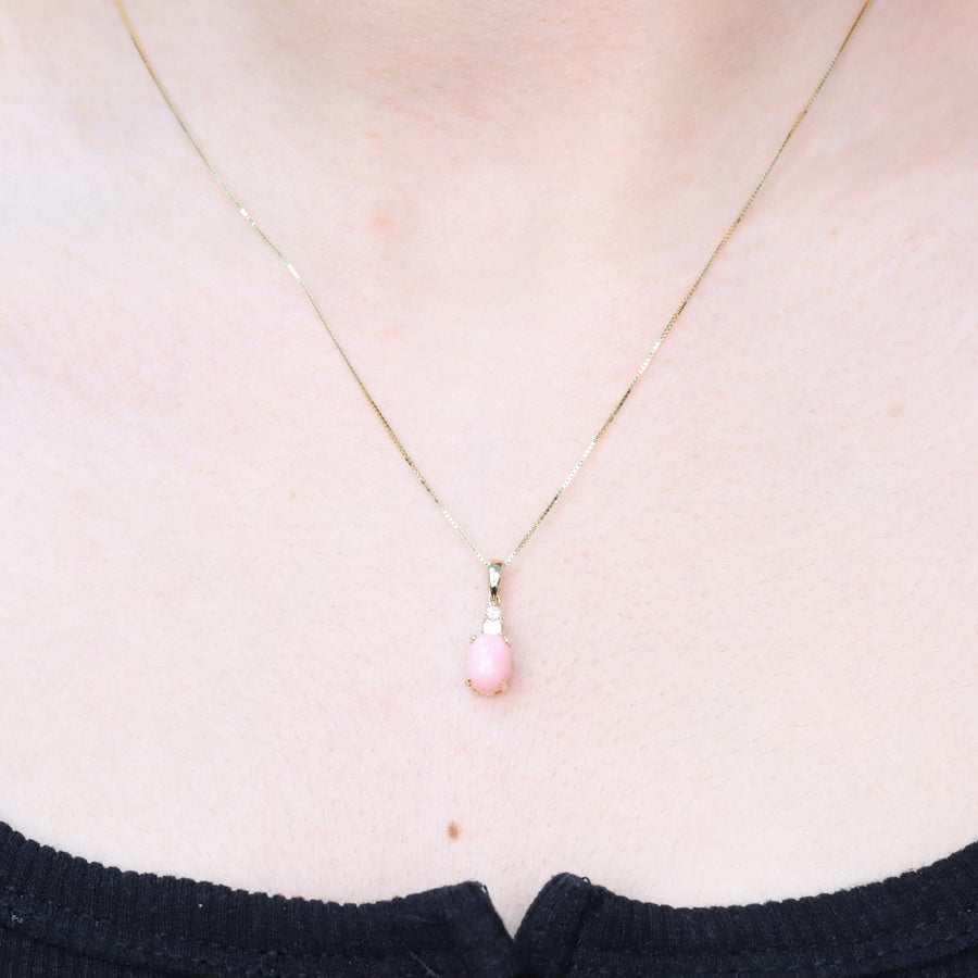 Brooklyn 10K Yellow Gold Oval-Cut Peruvian Pink Opal Pendant