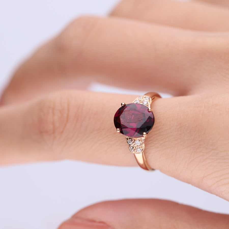 Berkeley 14K Rose Gold Oval-Cut Madagascar Rhodolite Ring