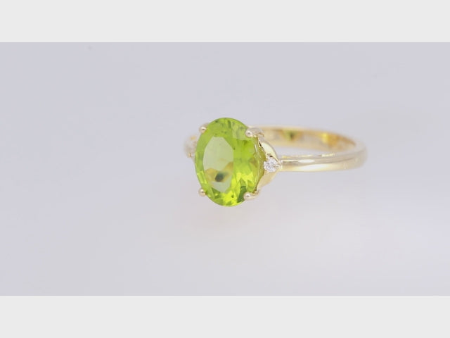 Celia 10K Yellow Gold Oval-Cut Manchurian Peridot Ring