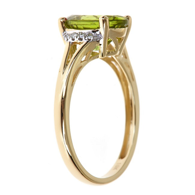 Vienna 10K Yellow Gold Round-Cut Manchurian Peridot Ring