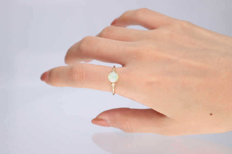 Raquel 14K Yellow Gold Round-Cut Natural African Opal Ring